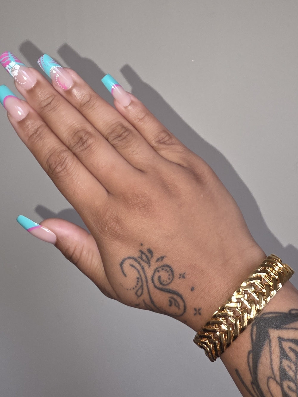Gold chunky chain bracelet